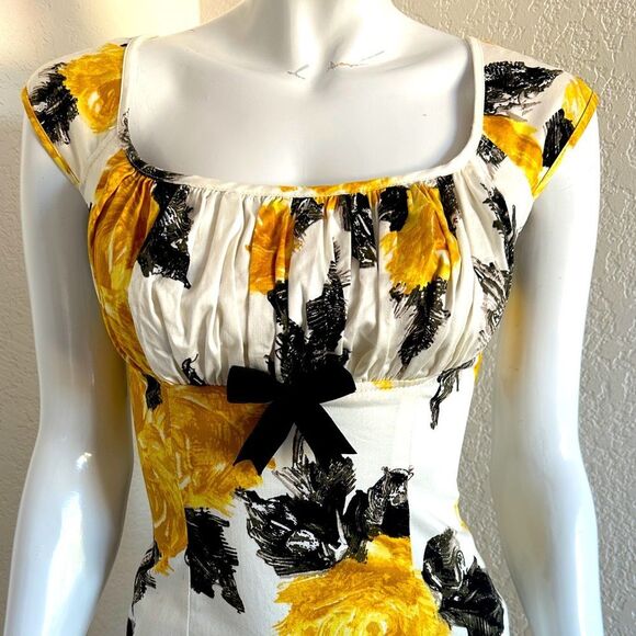 Floral Yellow and Black Dress - Picture 6 of 11